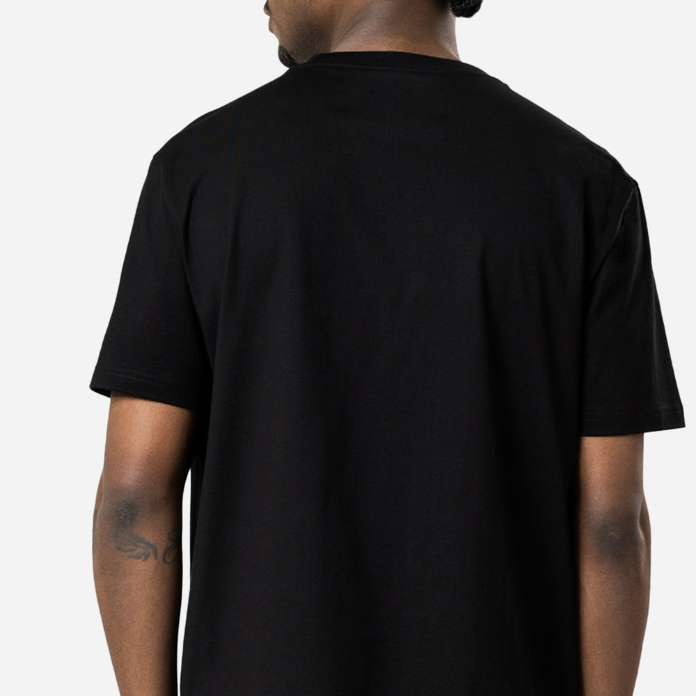 
                      
                        Basic T-Shirt schwarz
                      
                    